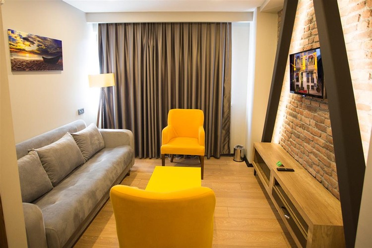 Apartment Ground Floor Flat Room