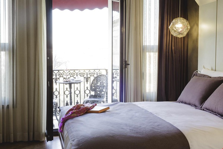 Deluxe Room (Balcony)