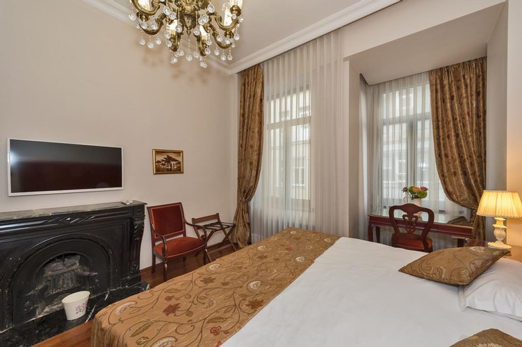 Superior Room, City View