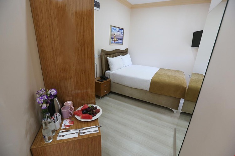 Deluxe Room, City View