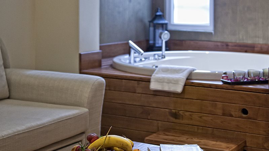 Executive Oda, Ek Bina