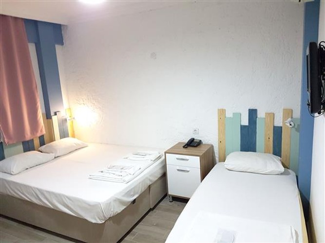 Premium Room (3 Person)