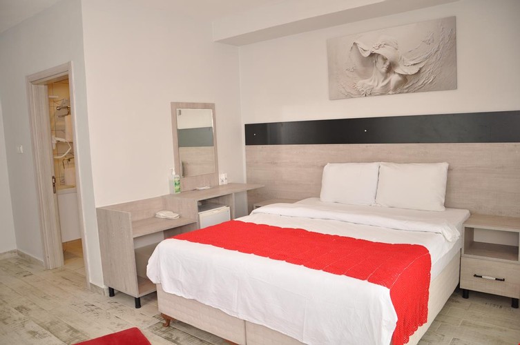 Deluxe Oda, Deniz Manzaralı (Balkonlu)