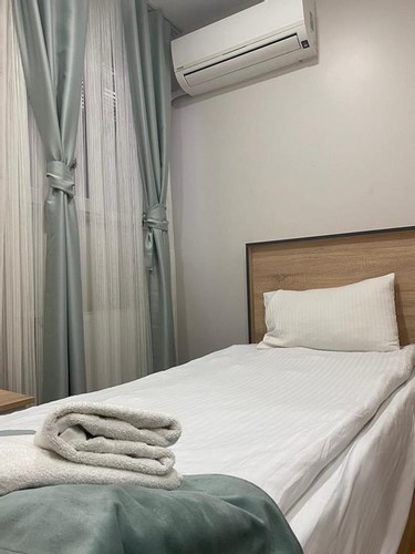 Economy Room (1 Person)