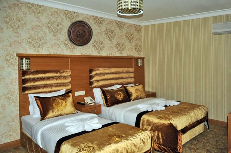 Suite Has Balcony Room, City View (Balcony)