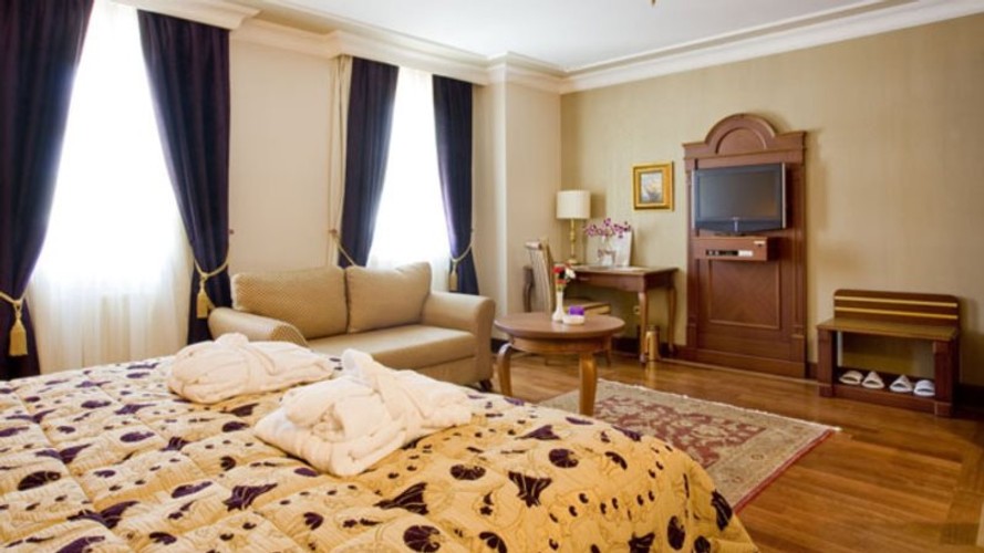 Executive Room
