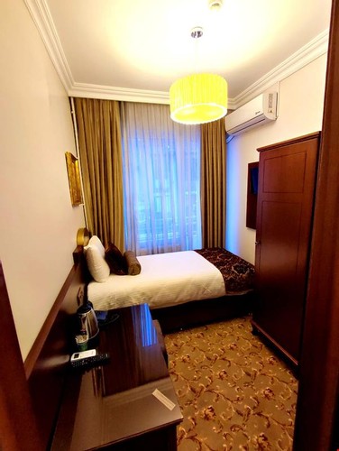 Classic Room (1 Person)