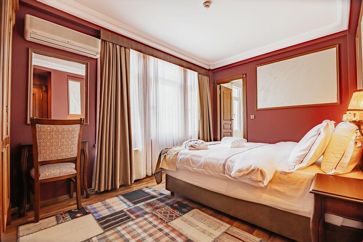 Deluxe Oda, Kara Manzaralı