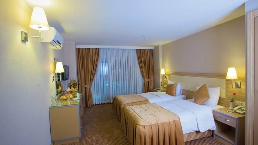 Standard Room (1 Person)