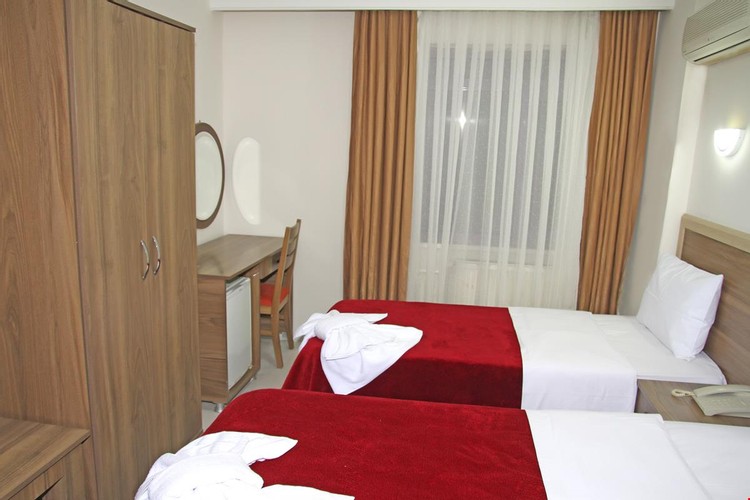 İki Ayrı Yataklı Oda