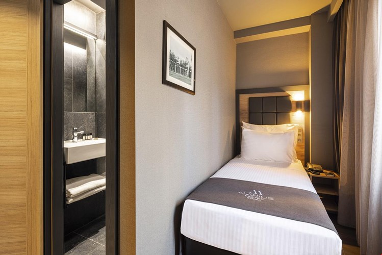 Superior Tek Kişilik Oda (1 Kişilik)