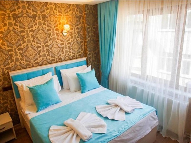 Standard Room (1 Person)