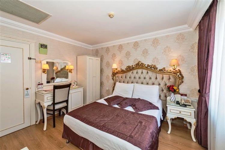 Standard Room (1 Person)