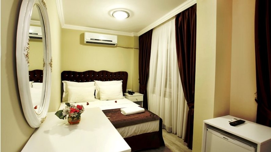 Standard Room (1 Person)