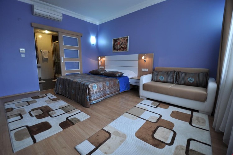 Standard Room (3 Person)