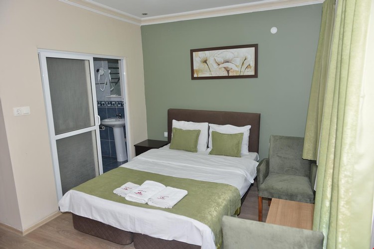 Deluxe Room (Balcony)