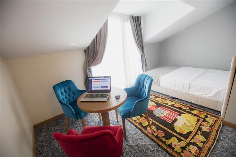 Aile Deluxe Suit Odası