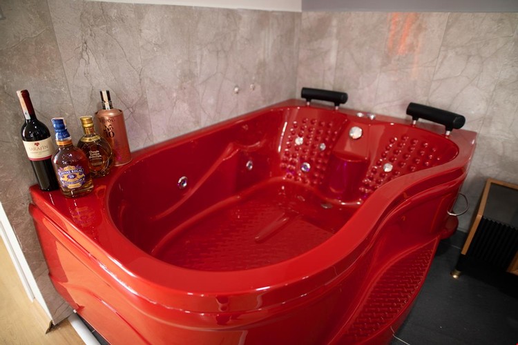 1+1 Apartment (Balcony, Jacuzzi)