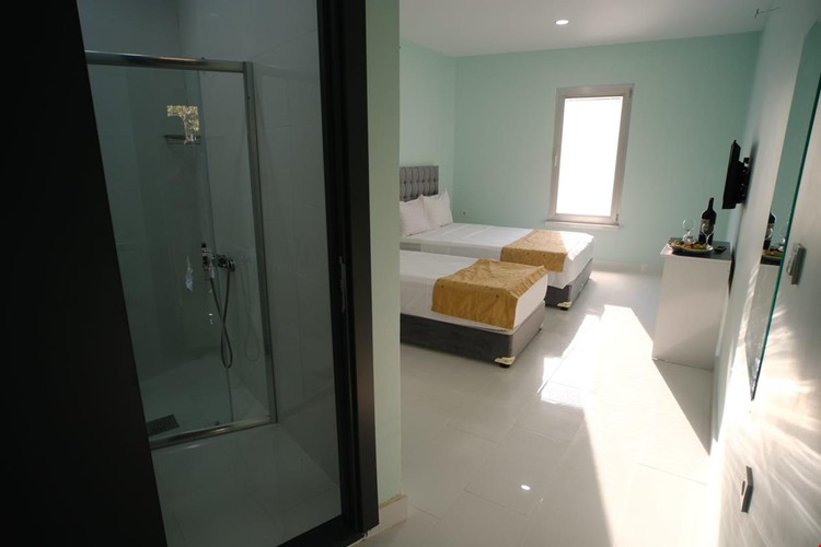 Standard Room (3 Person)