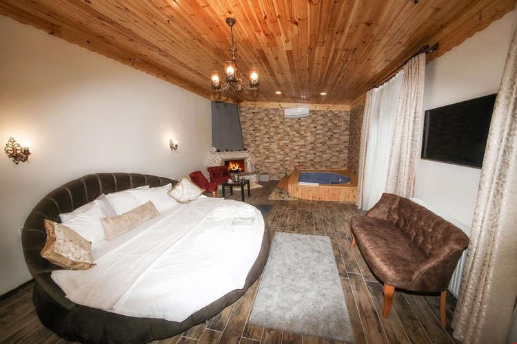 Superior Bungalov Oda