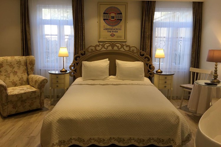 Suite Room, Garden View