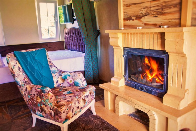 Jakuzi Ve Şömineli Standart Oda