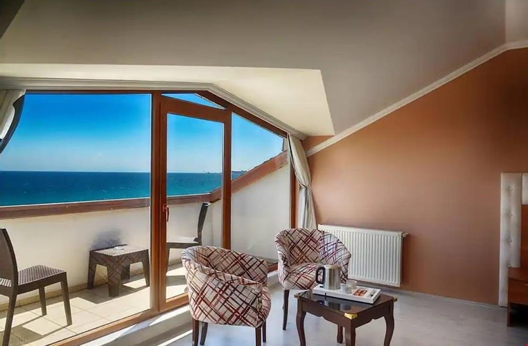 Suit Oda, Deniz Manzaralı