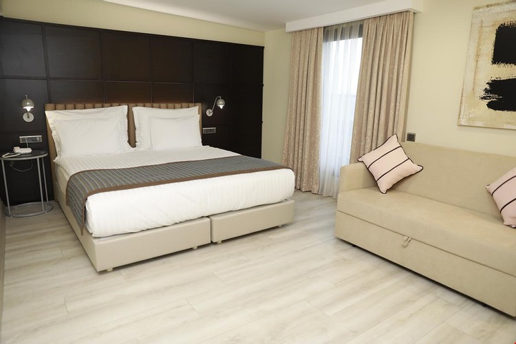 Deluxe Oda (3 Kişilik)