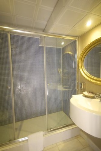 Standard Room (1 Person)