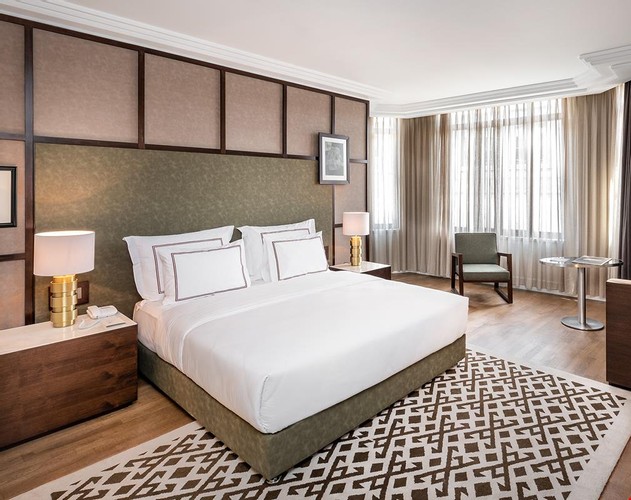 Suite Room, Courtyard View