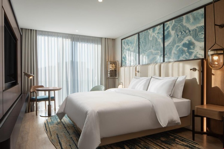 Deluxe Room, City View