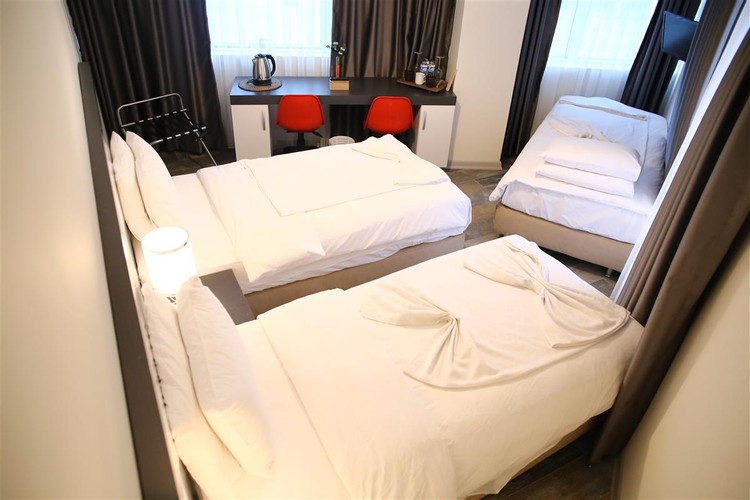 Standard Room (3 Person)