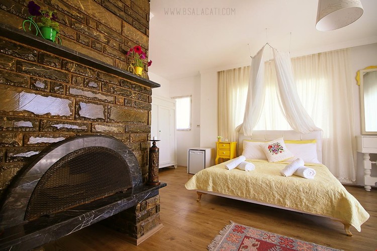 Terrace Room, City View (Terrace)