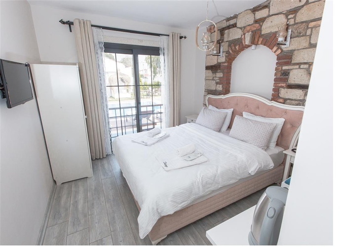 Deluxe Room, Garden View (Balcony)