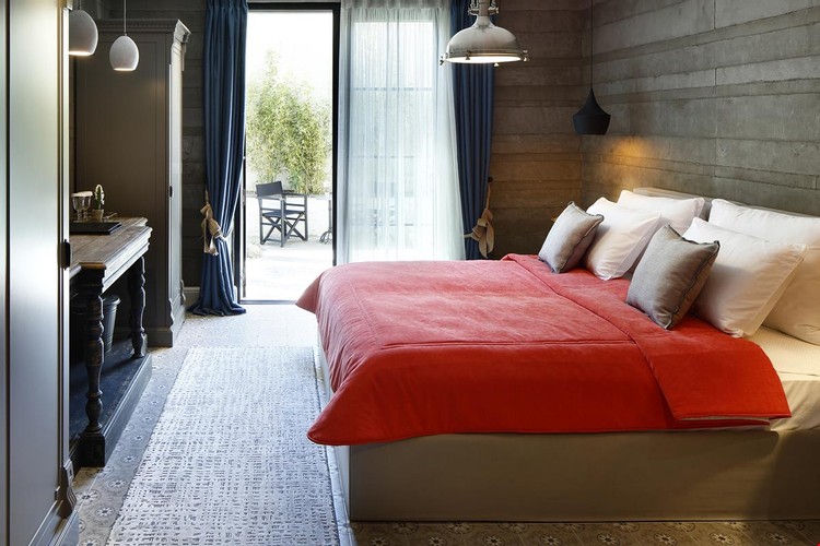 Family Room, Garden View