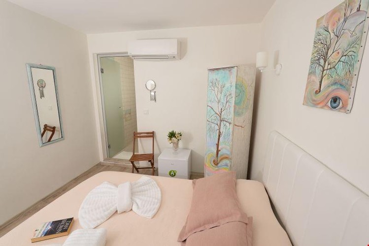 Standart Oda, Bahçe Manzaralı