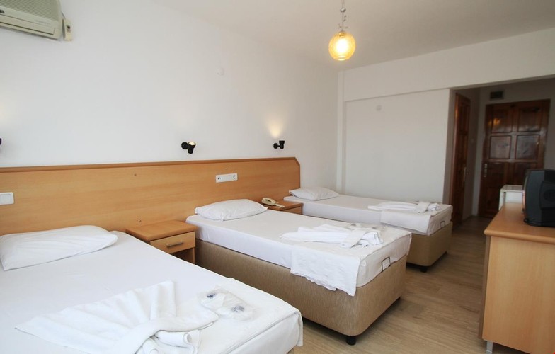 Standard Room, City View (3 Person, Balcony)