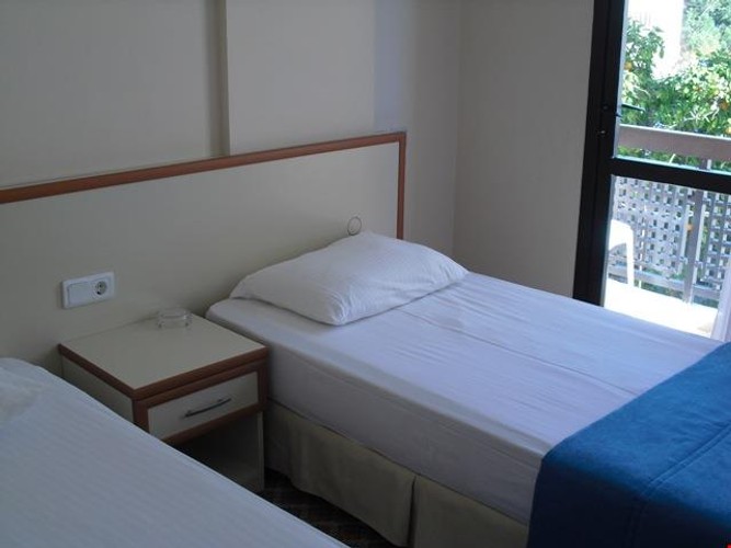 Standard Room, Land View