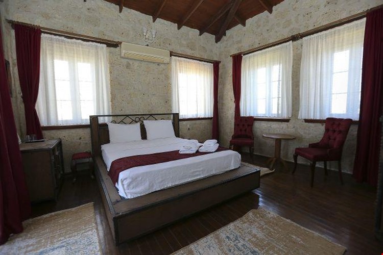 Deluxe Oda (Balkonlu)