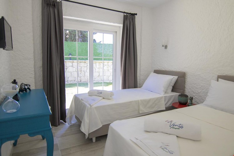 Standart Oda, Bahçe Manzaralı