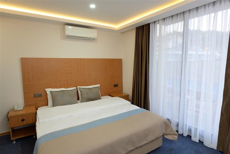 Standard Room, Pool View