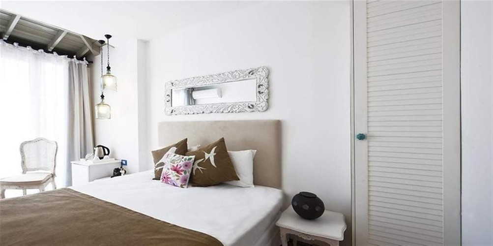 Deluxe Oda, Havuz Manzaralı