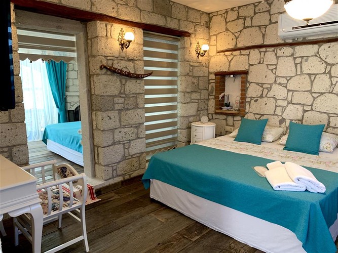 Papatya - Havuz Manzaralı