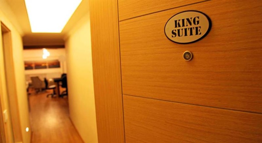 Suite Room