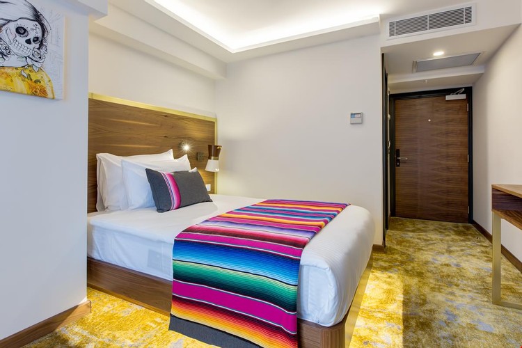 Economy Room (1 Person)