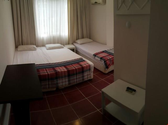 Aile Suit Odası (Balkonlu)