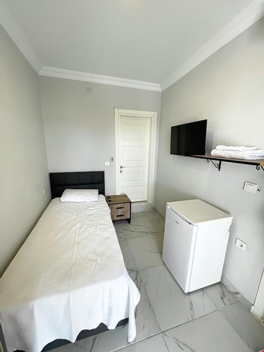 Single Room, Viewless (1 Person)