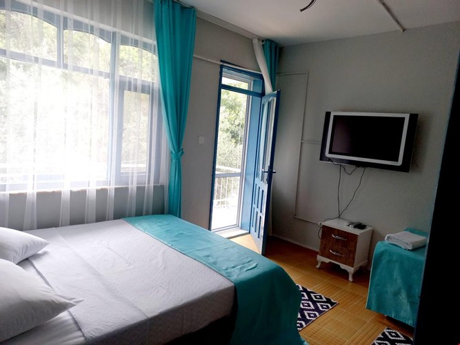 Suite Room (3 Person)