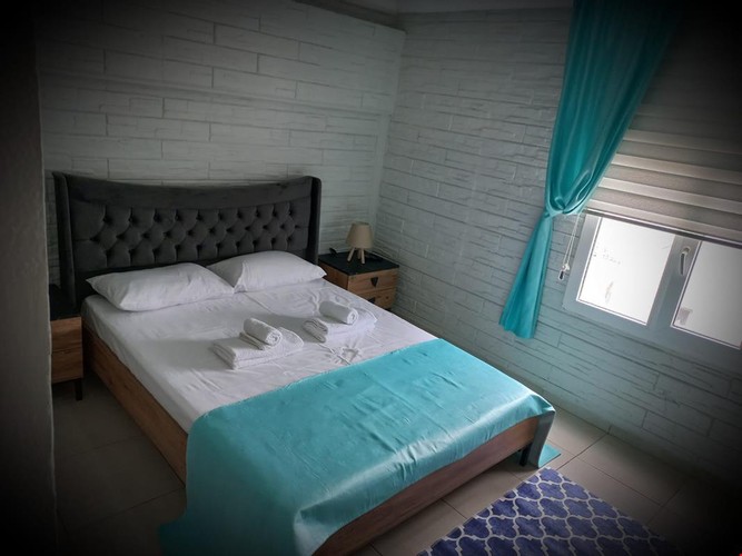 Family Room (3 Person)