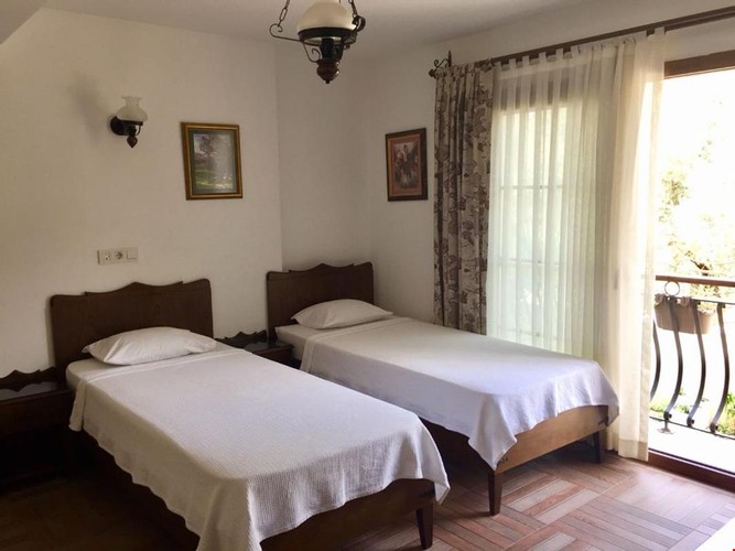 Deluxe Oda (3 Kişilik)